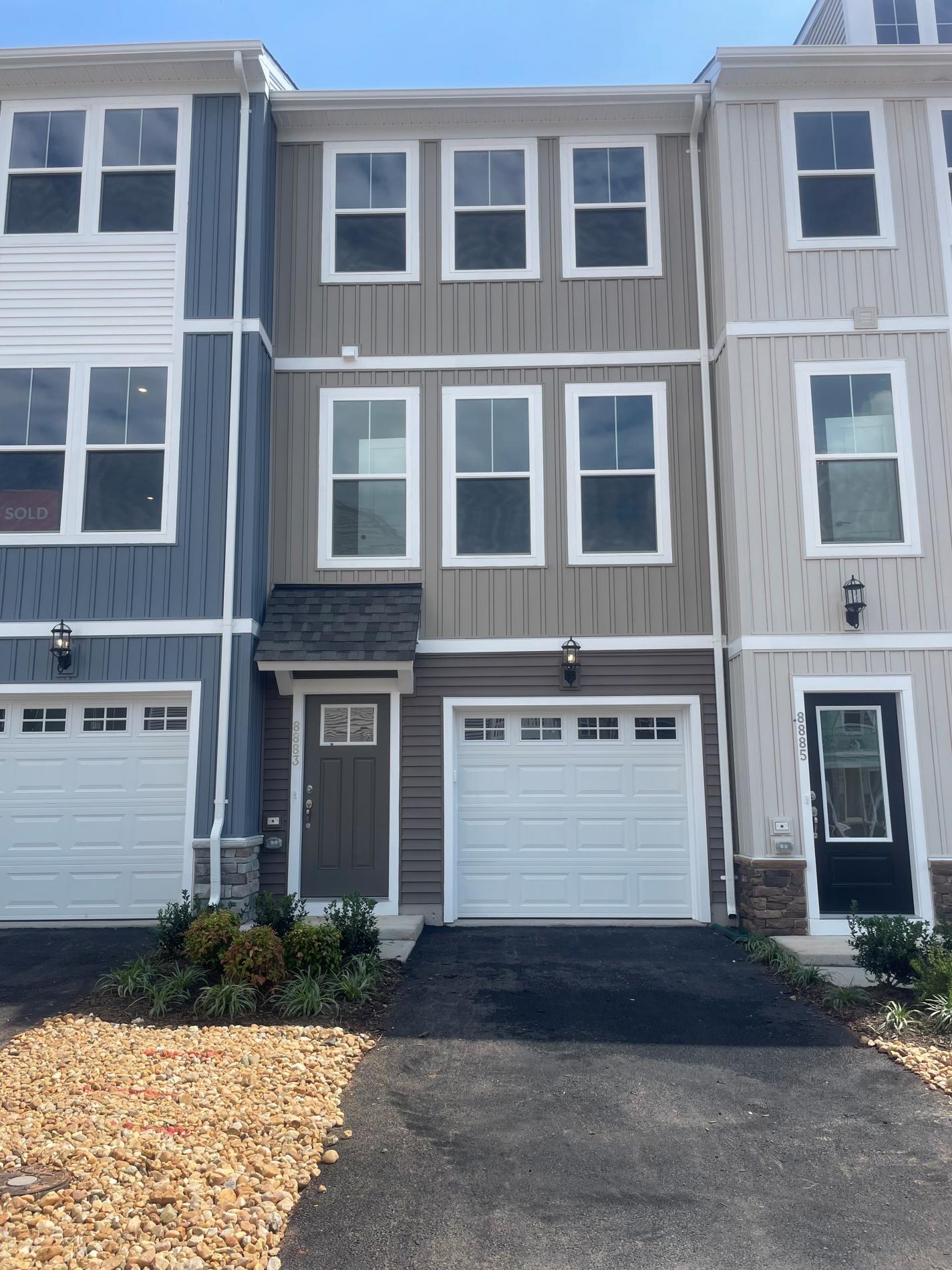 Picture of front of the home
